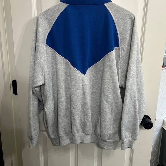 EUC Volleys sport size L athletic zip up jacket in fleece. The coolest. Unisex - Picture 4 of 9